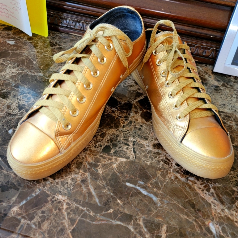 Converse Classic Gold Edition